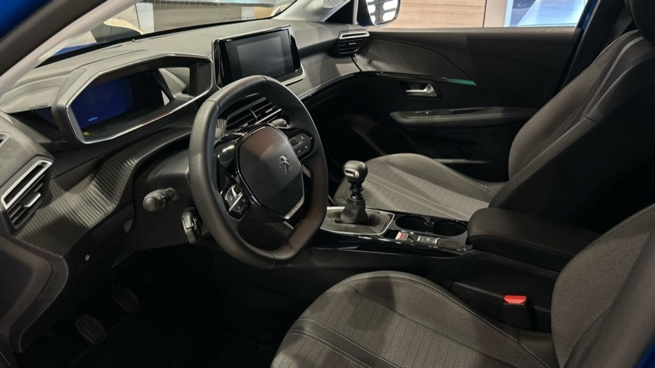 Foto Peugeot 208 21
