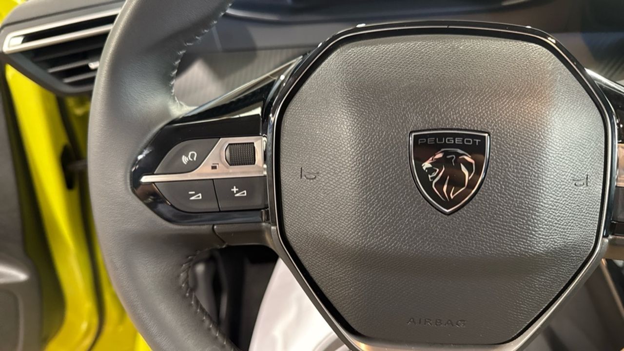 Foto Peugeot 208 20