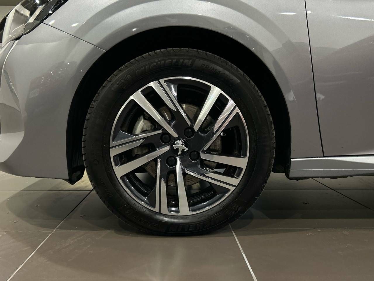 Foto Peugeot 208 15