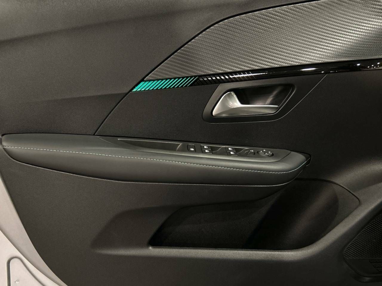 Foto Peugeot 208 18