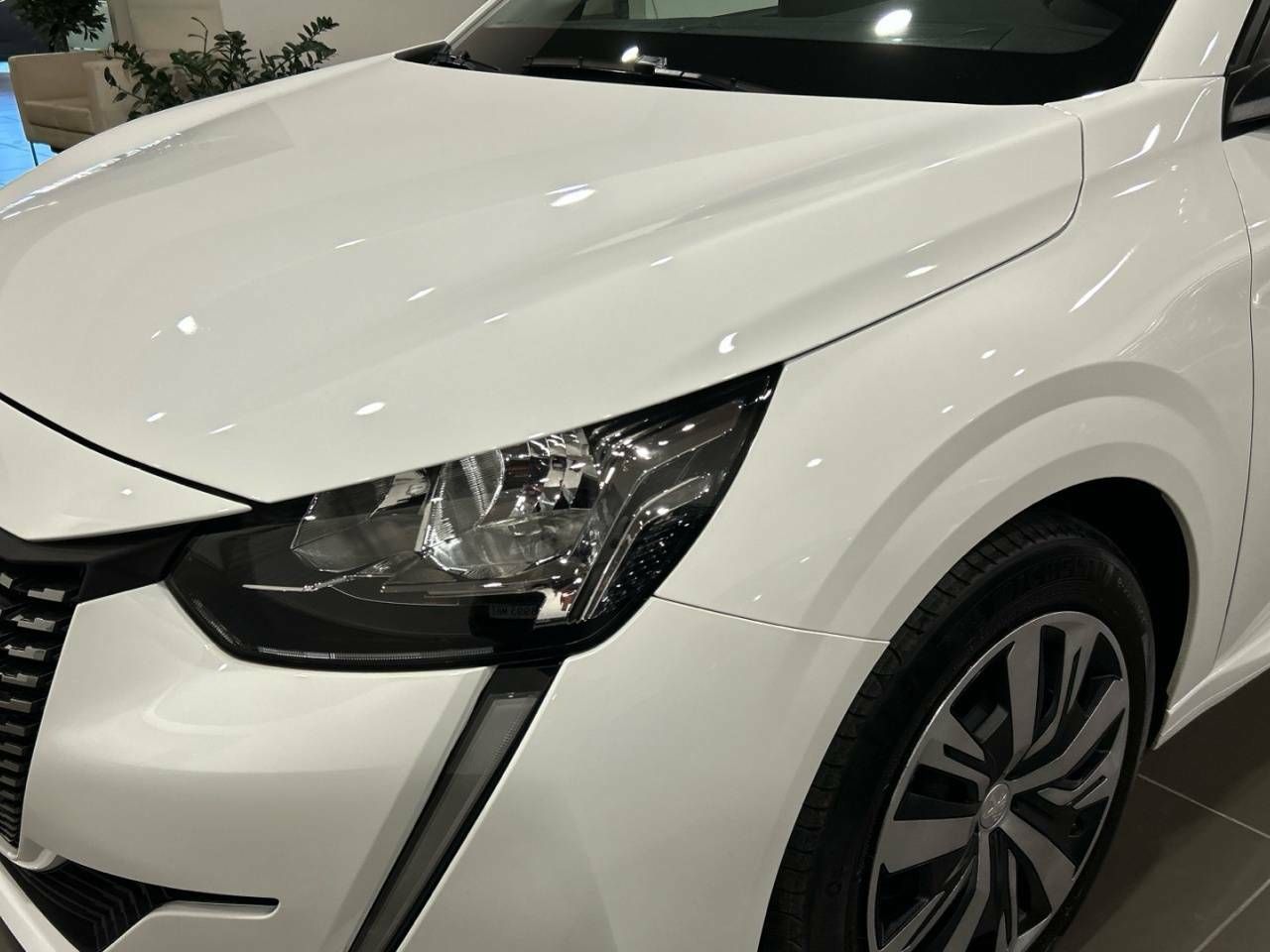 Foto Peugeot 208 12