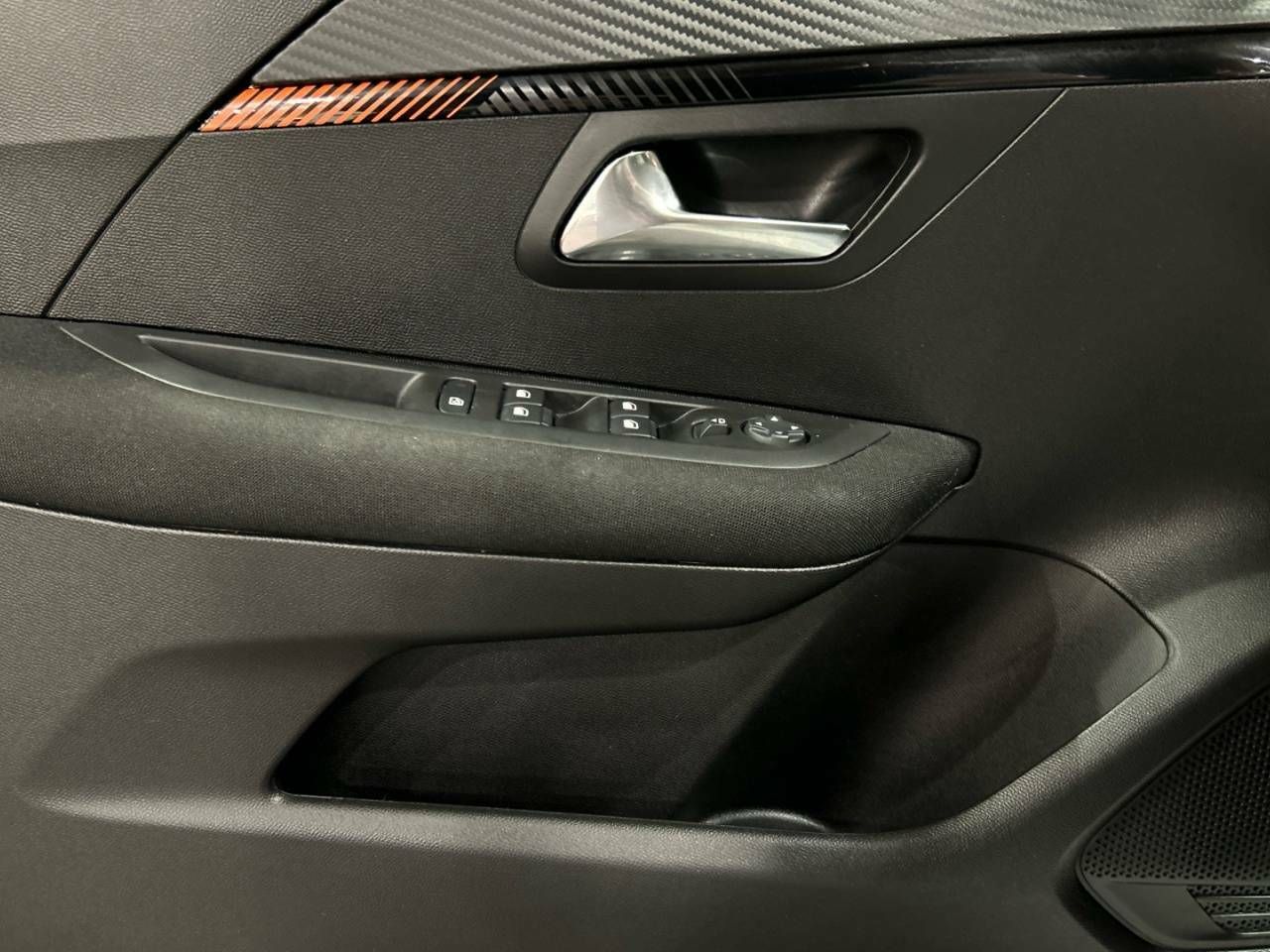 Foto Peugeot 208 15