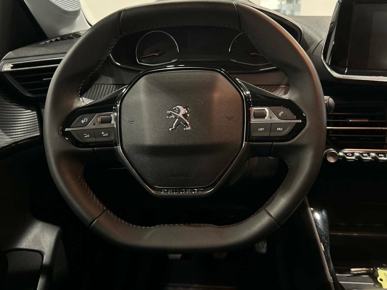 Foto Peugeot 208 21