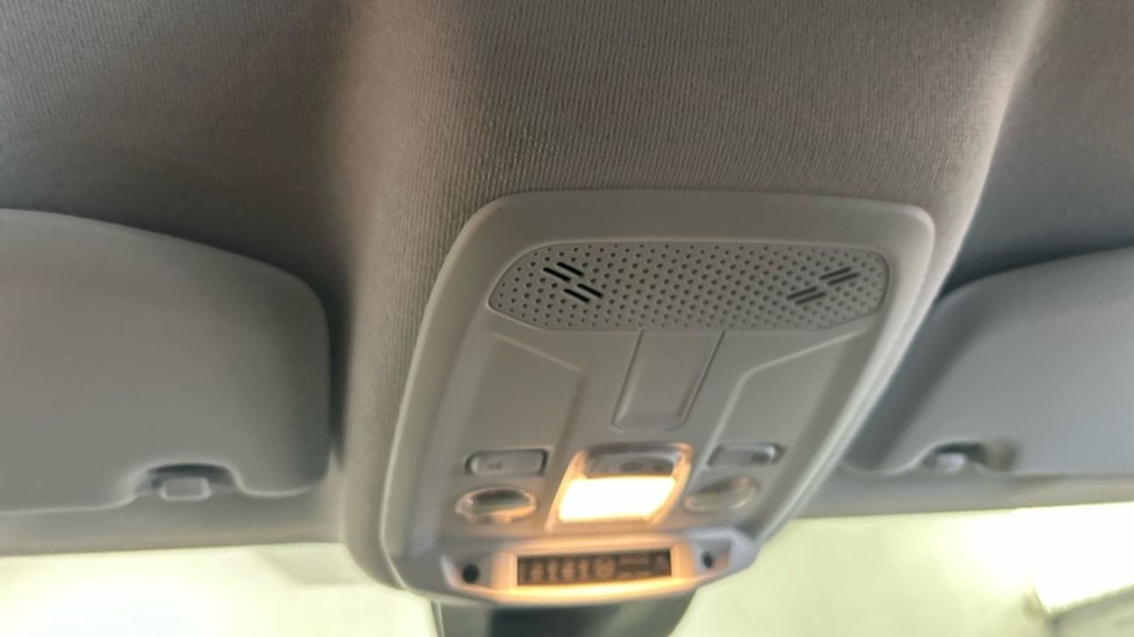 Foto Peugeot 208 18