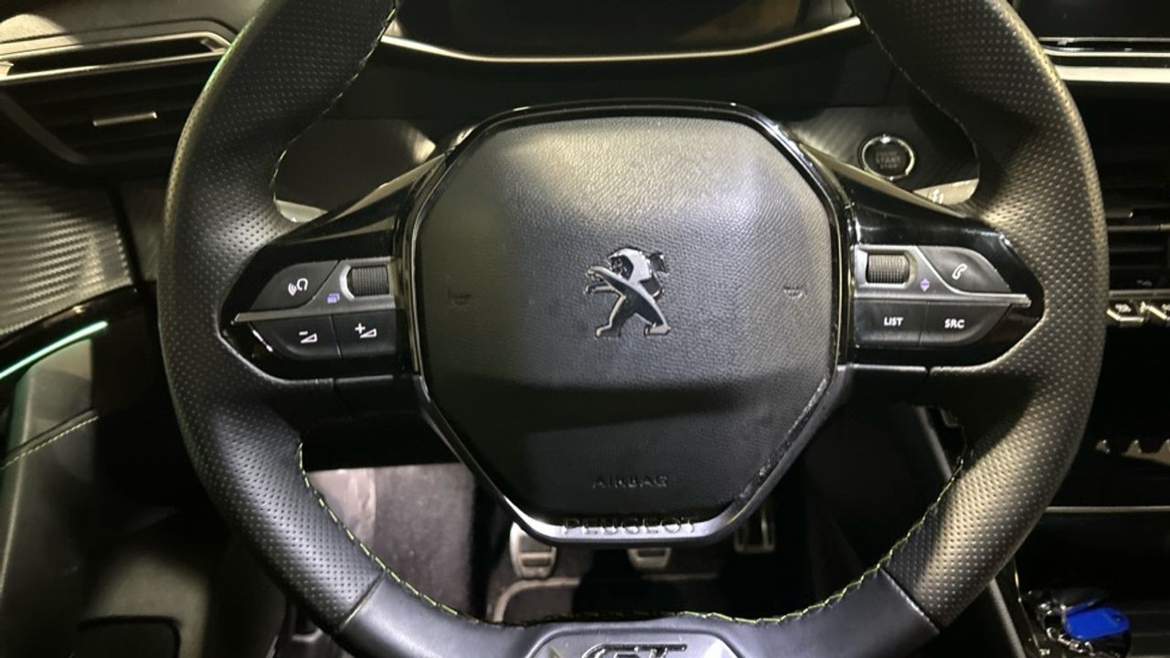 Foto Peugeot 208 9