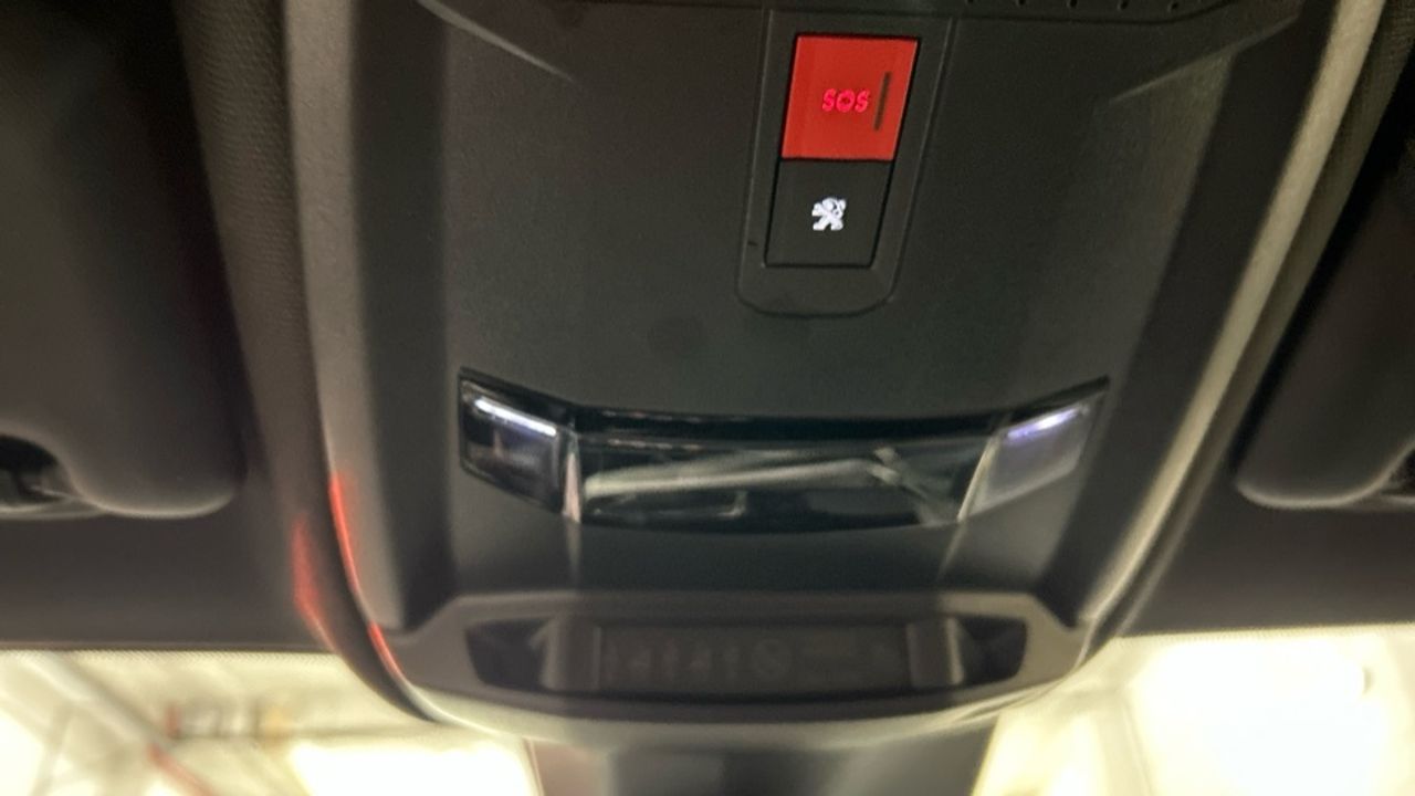 Foto Peugeot 208 18