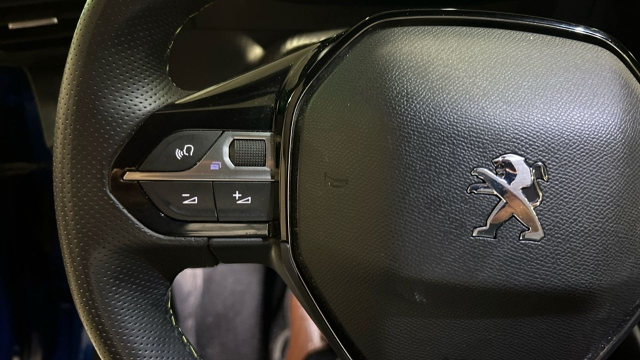 Foto Peugeot 208 20