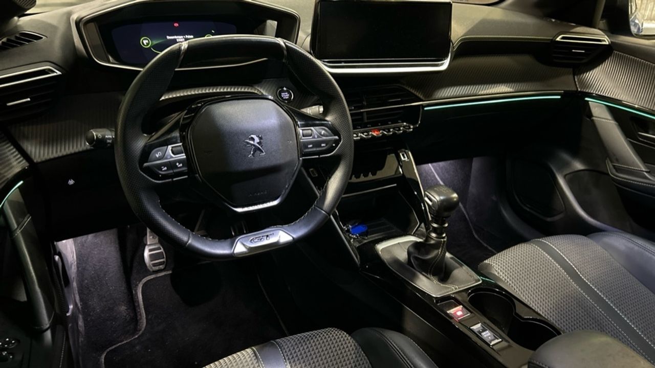 Foto Peugeot 208 21