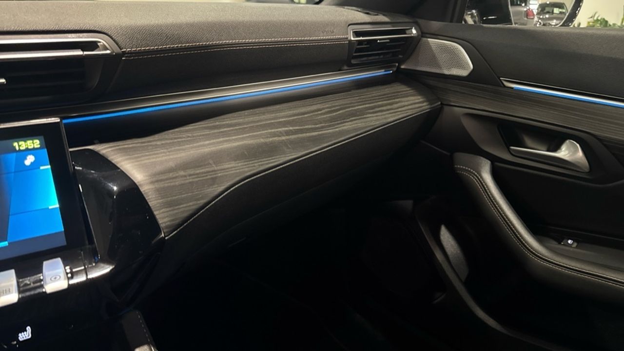 Foto Peugeot 508 44