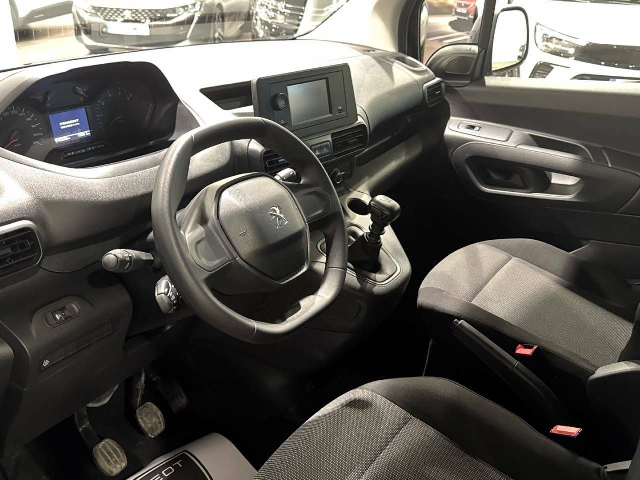Foto Peugeot Rifter 2