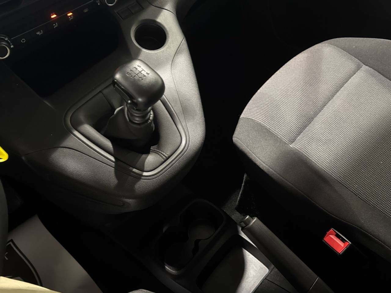 Foto Peugeot Rifter 22