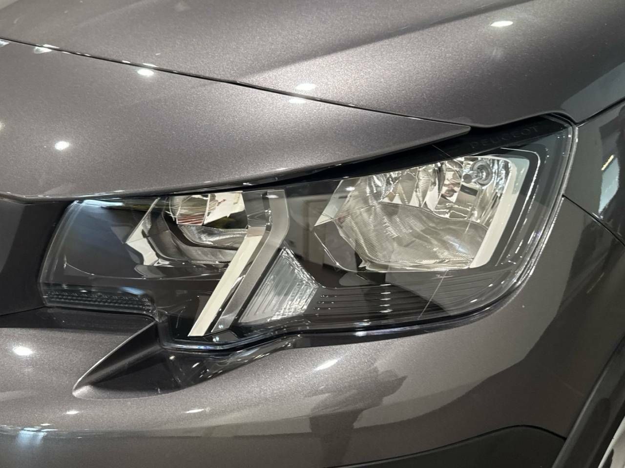 Foto Peugeot Rifter 24