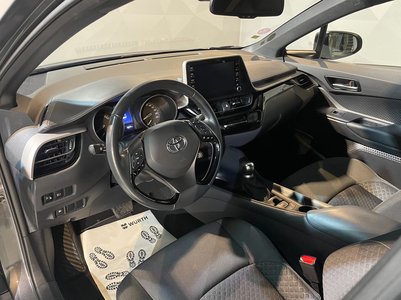 Foto Toyota C-HR 20