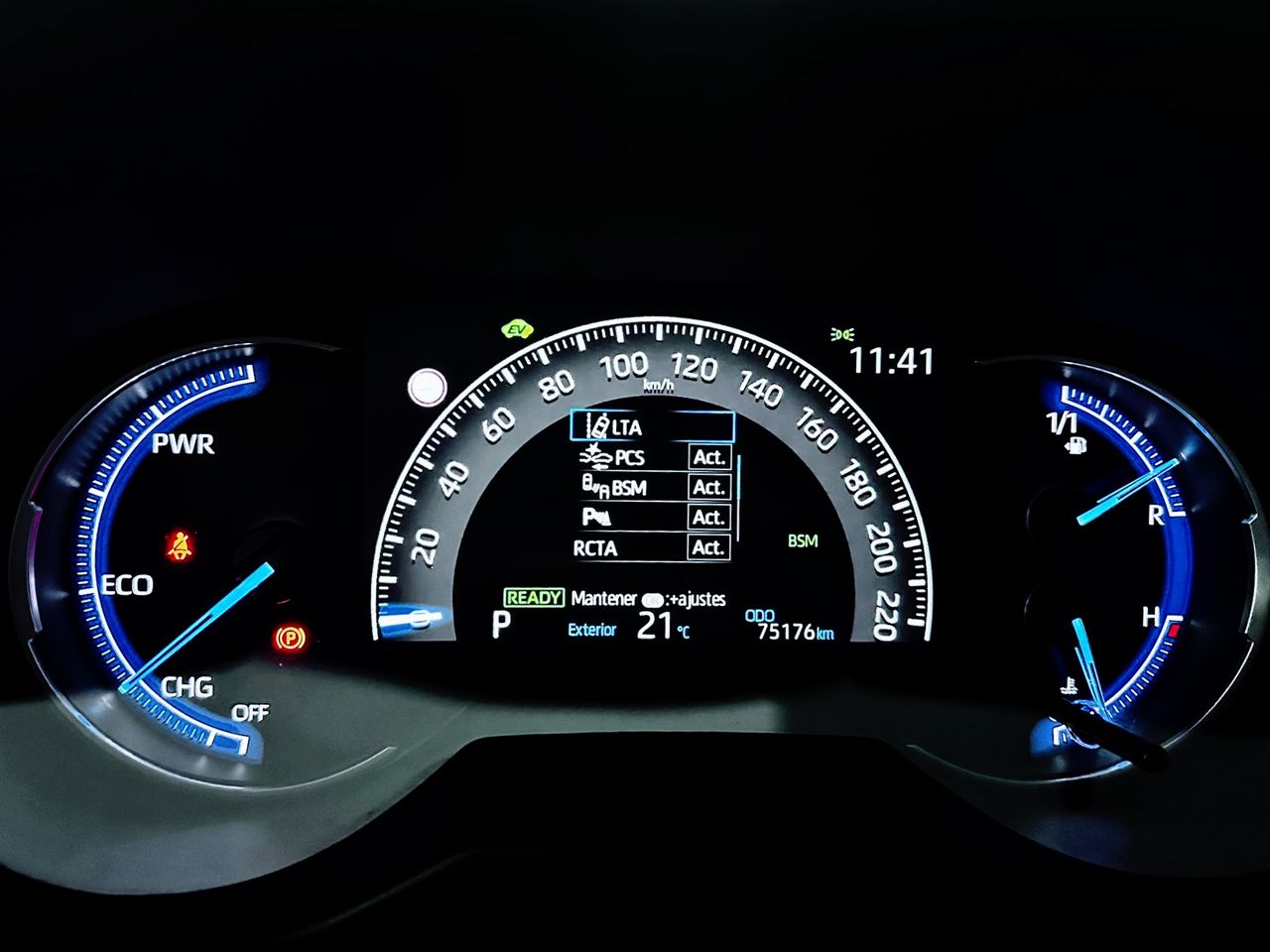 Foto Toyota Rav4 16