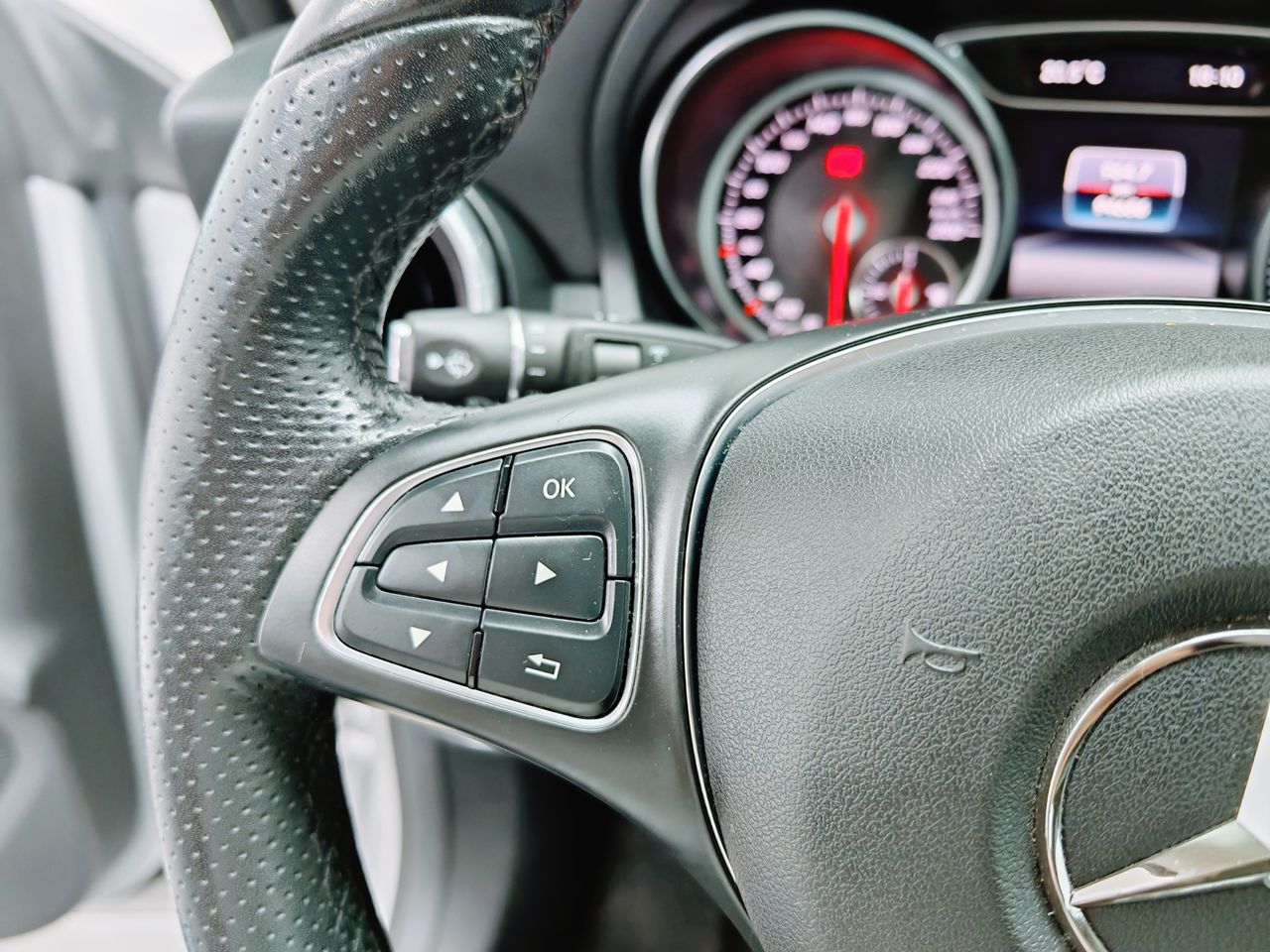 Foto Mercedes-Benz Clase CLA 19