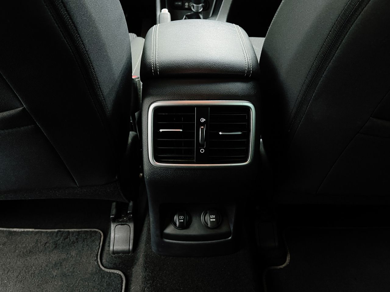 Foto Kia Sportage 26