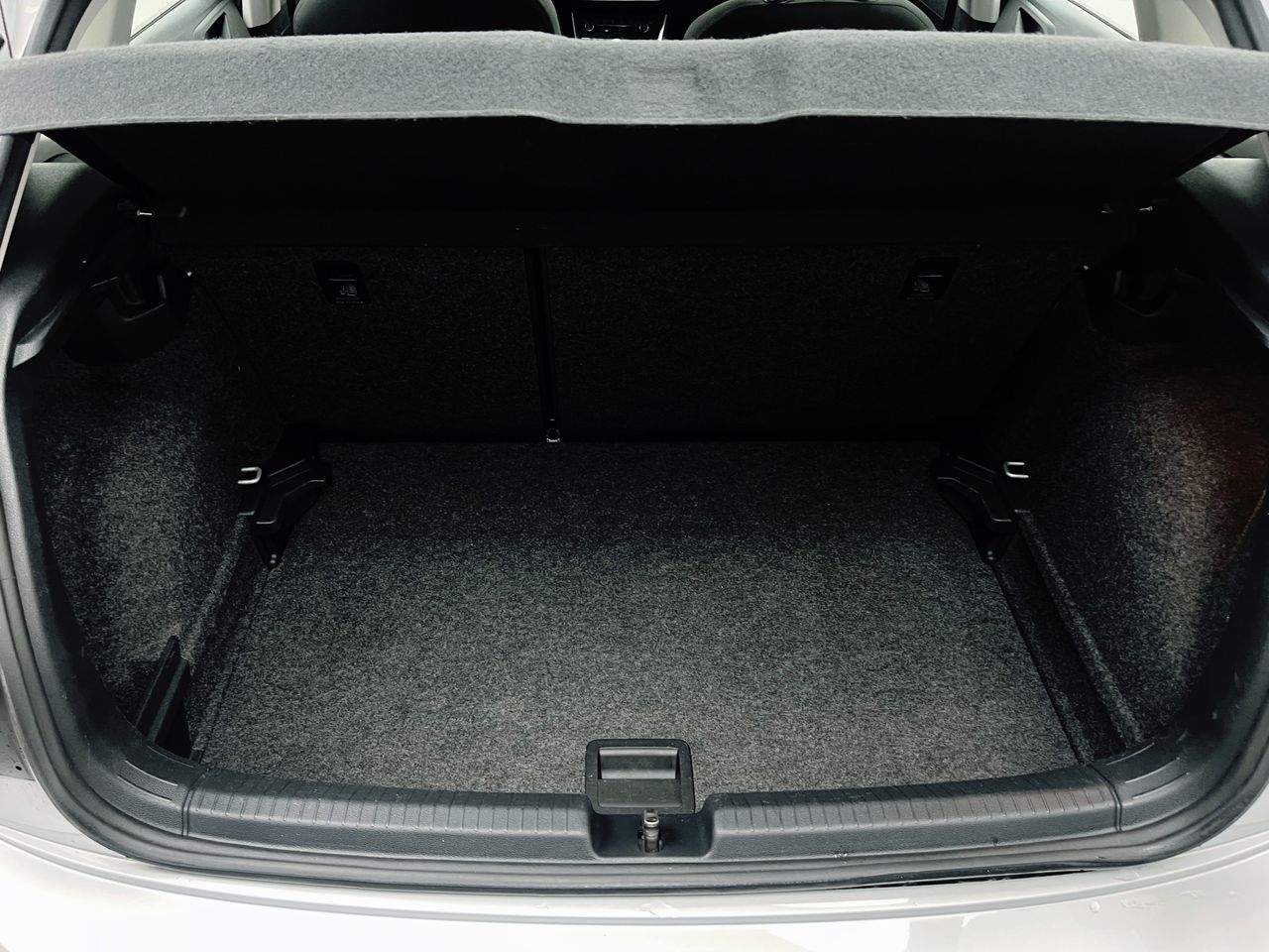 Foto Volkswagen Polo 24