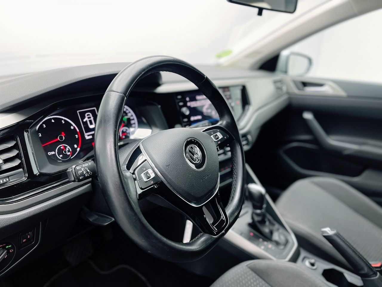 Foto Volkswagen Polo 21