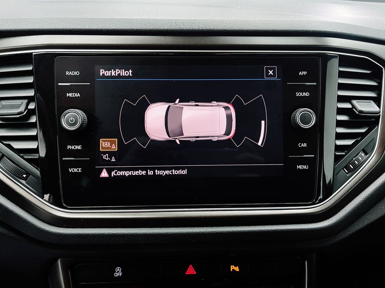 Foto Volkswagen T-Roc 5