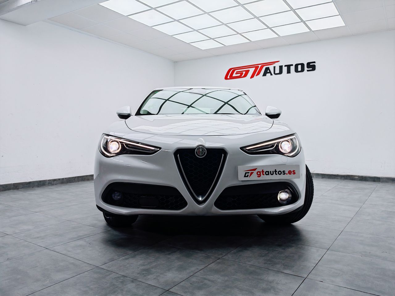 Foto Alfa Romeo Stelvio 16