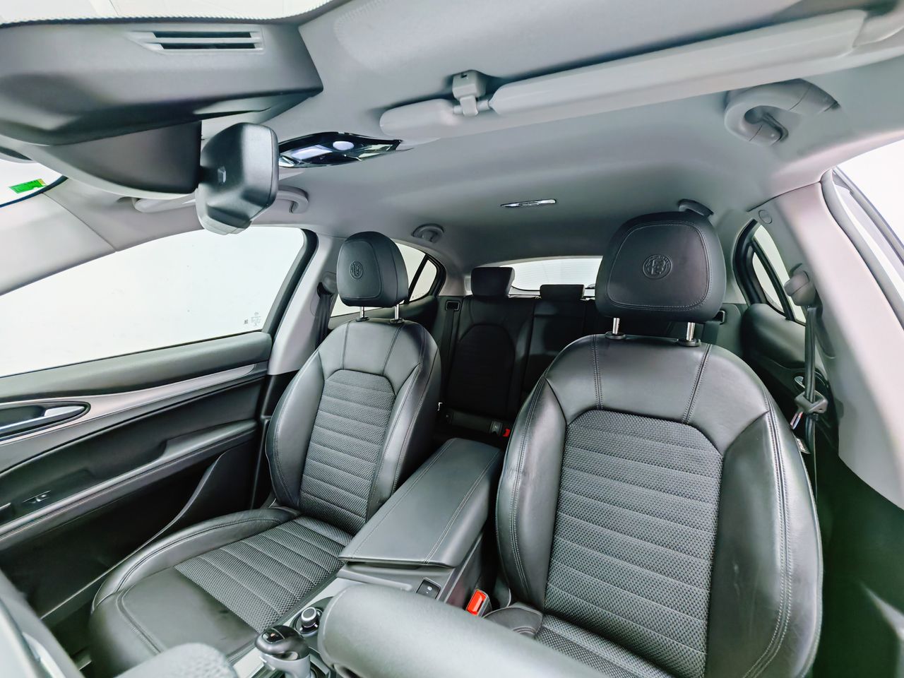 Foto Alfa Romeo Stelvio 6