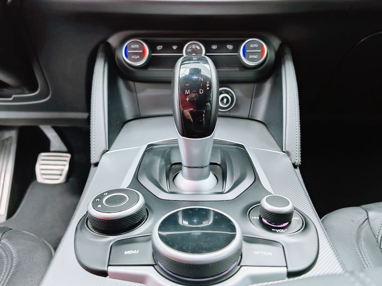 Foto Alfa Romeo Stelvio 7