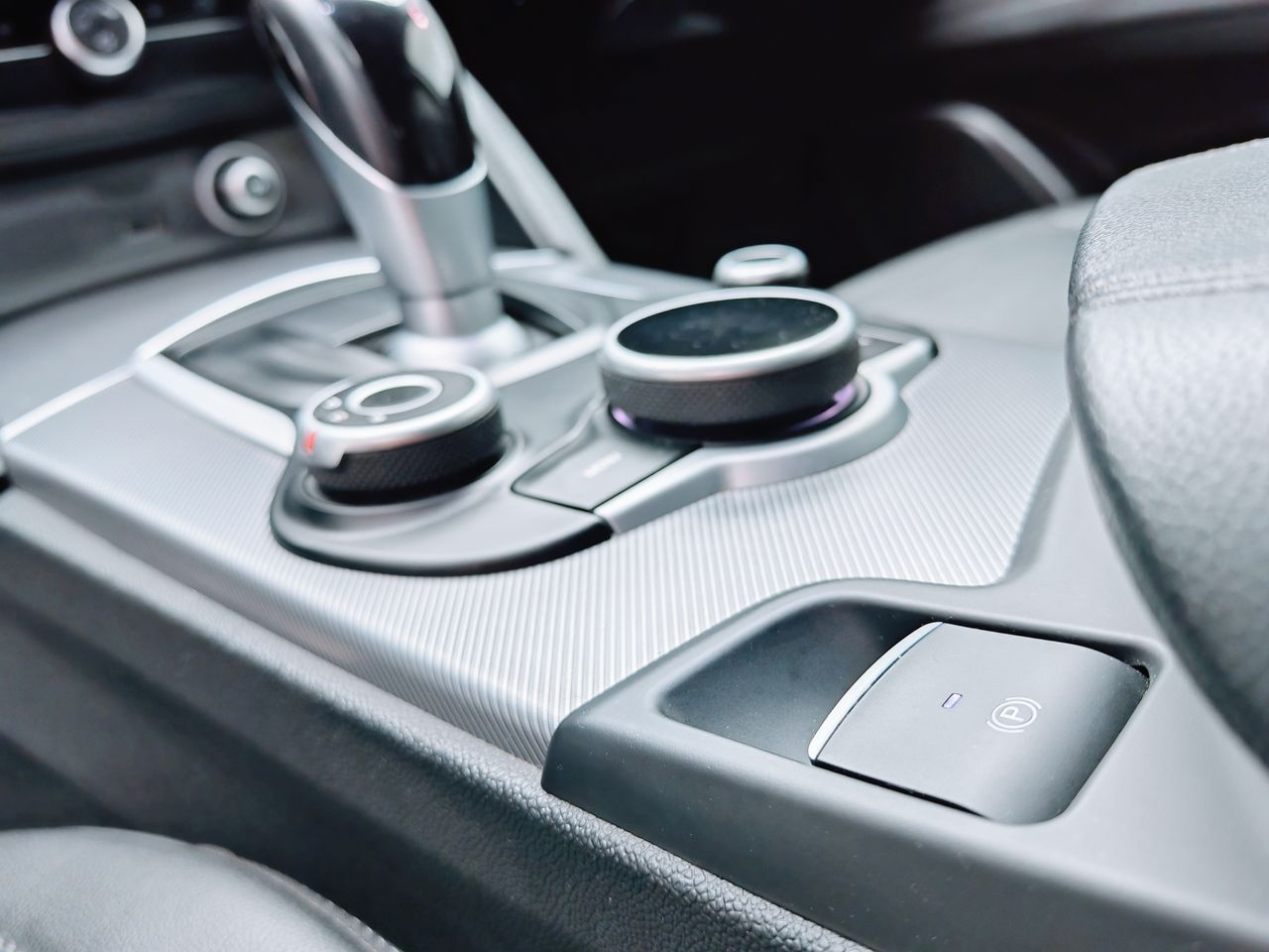 Foto Alfa Romeo Stelvio 26