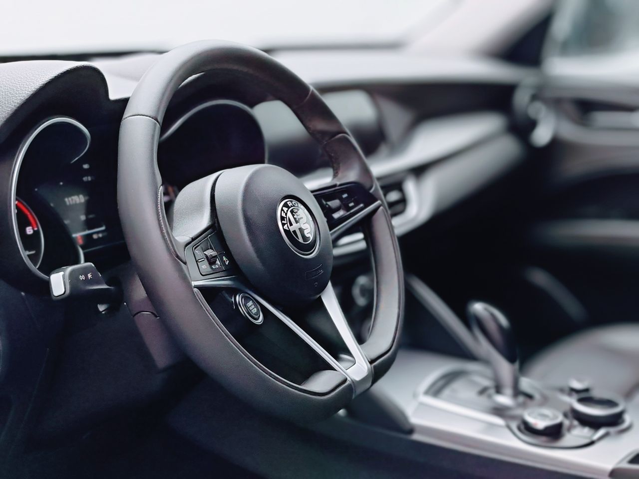 Foto Alfa Romeo Stelvio 15