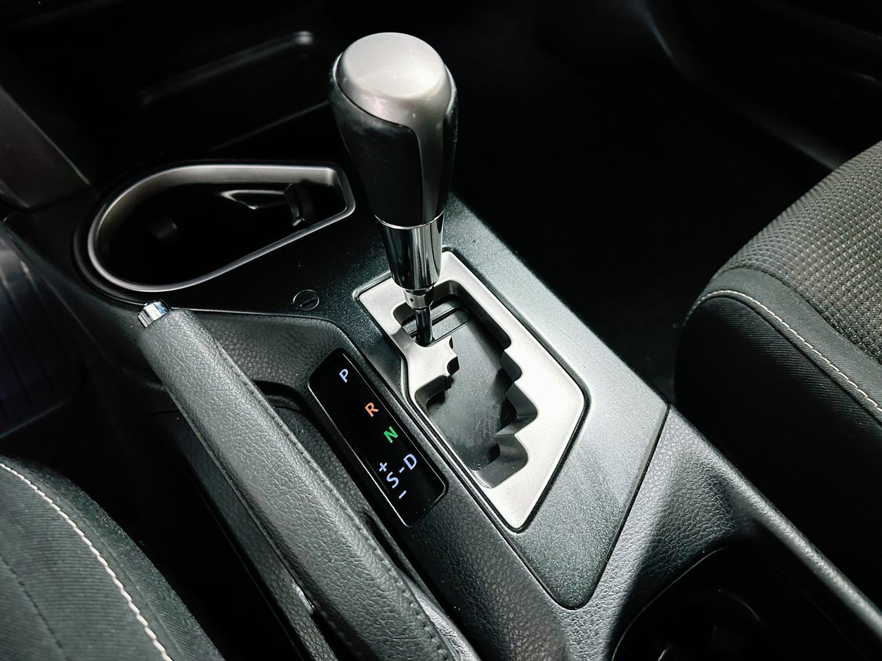 Foto Toyota Rav4 4