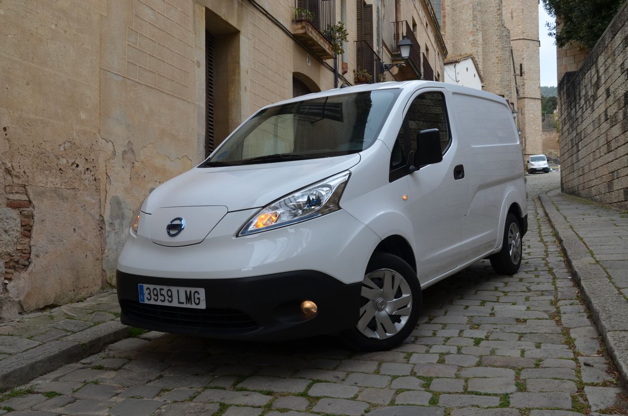 Foto Nissan e-NV200 12