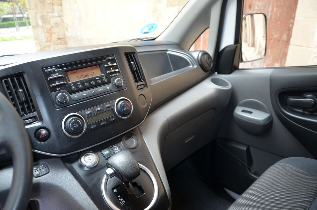 Foto Nissan e-NV200 16