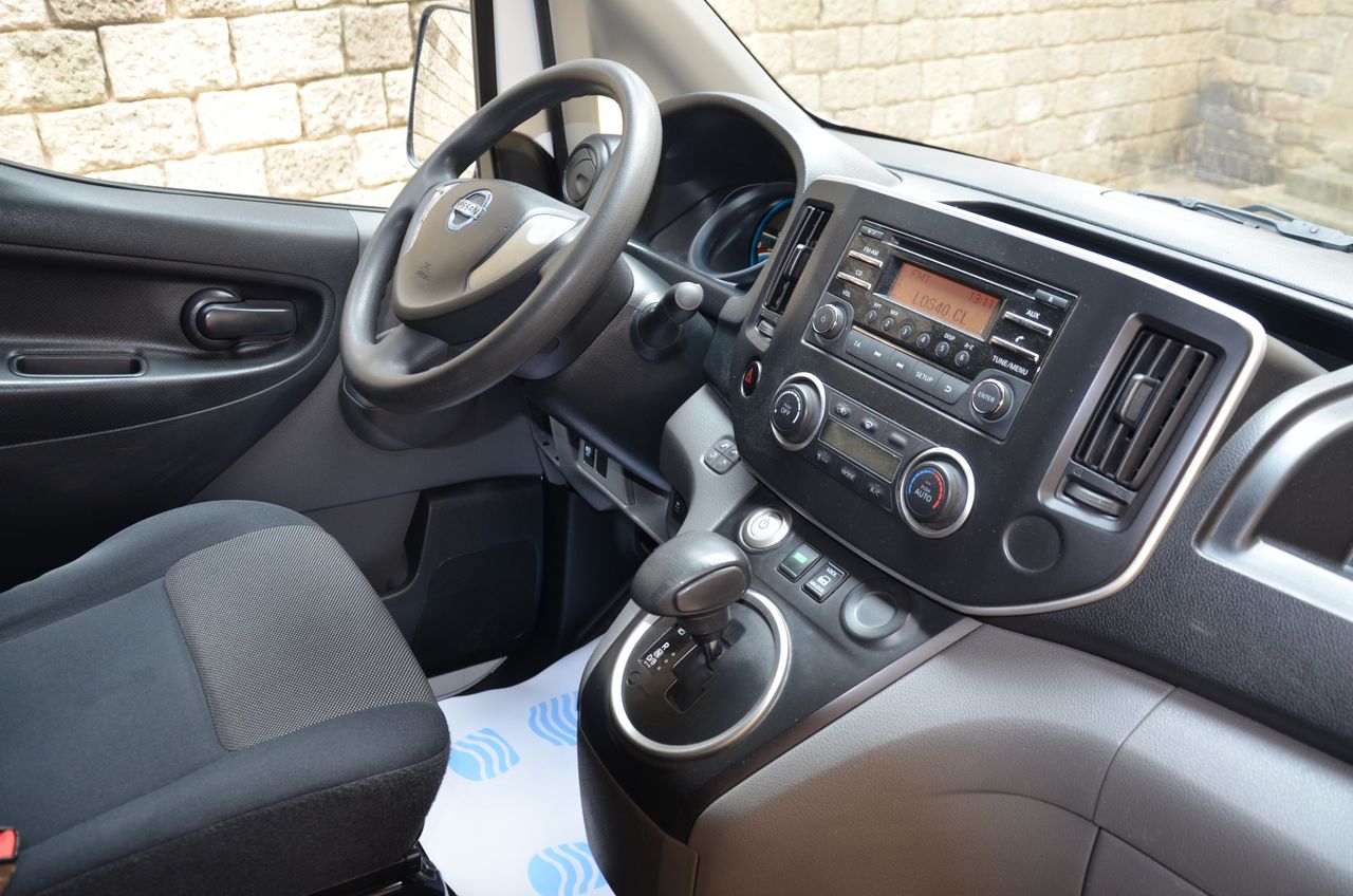 Foto Nissan e-NV200 23