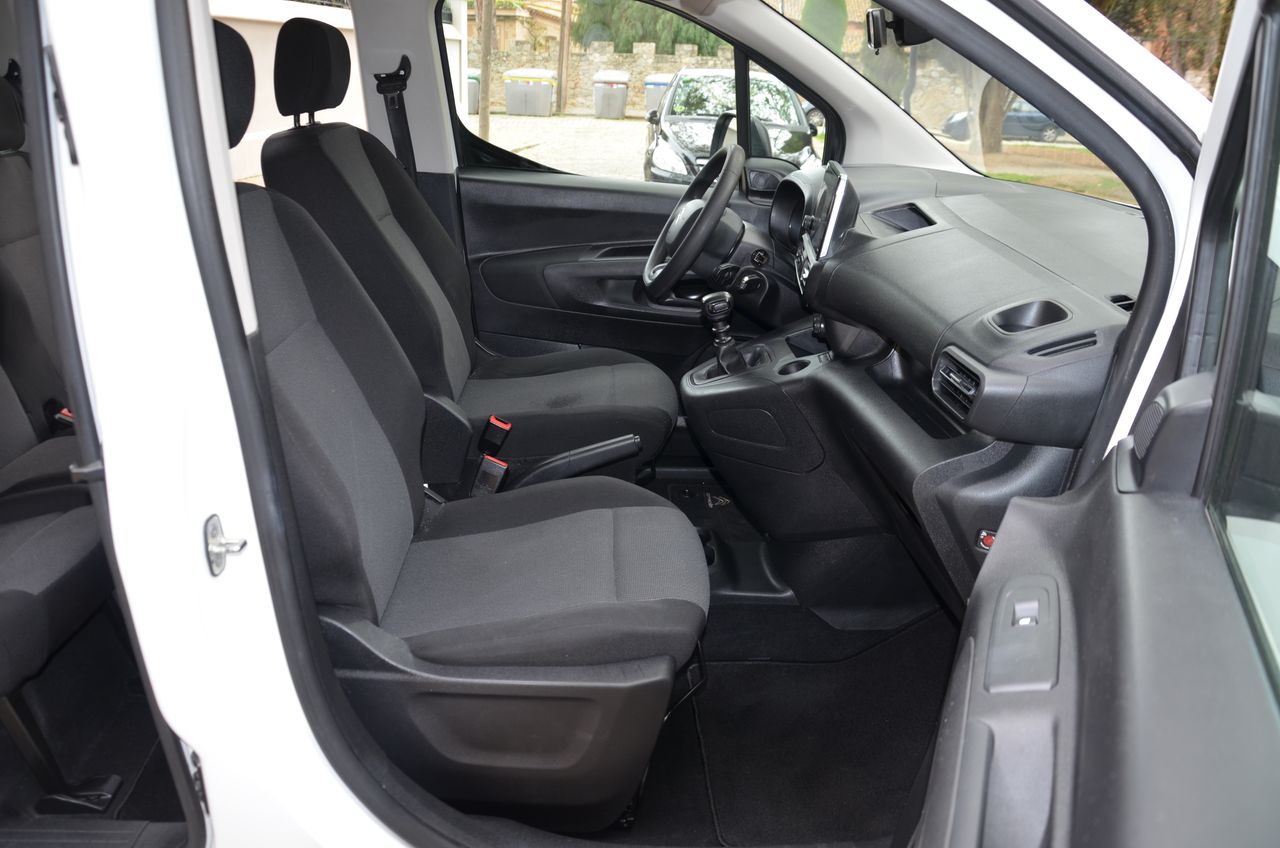 Foto Citroën Berlingo 24