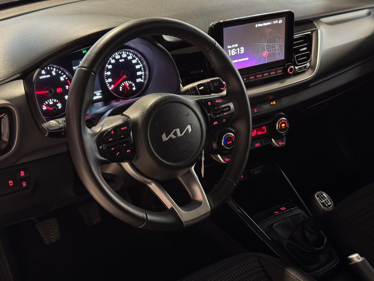 Foto Kia Stonic 7