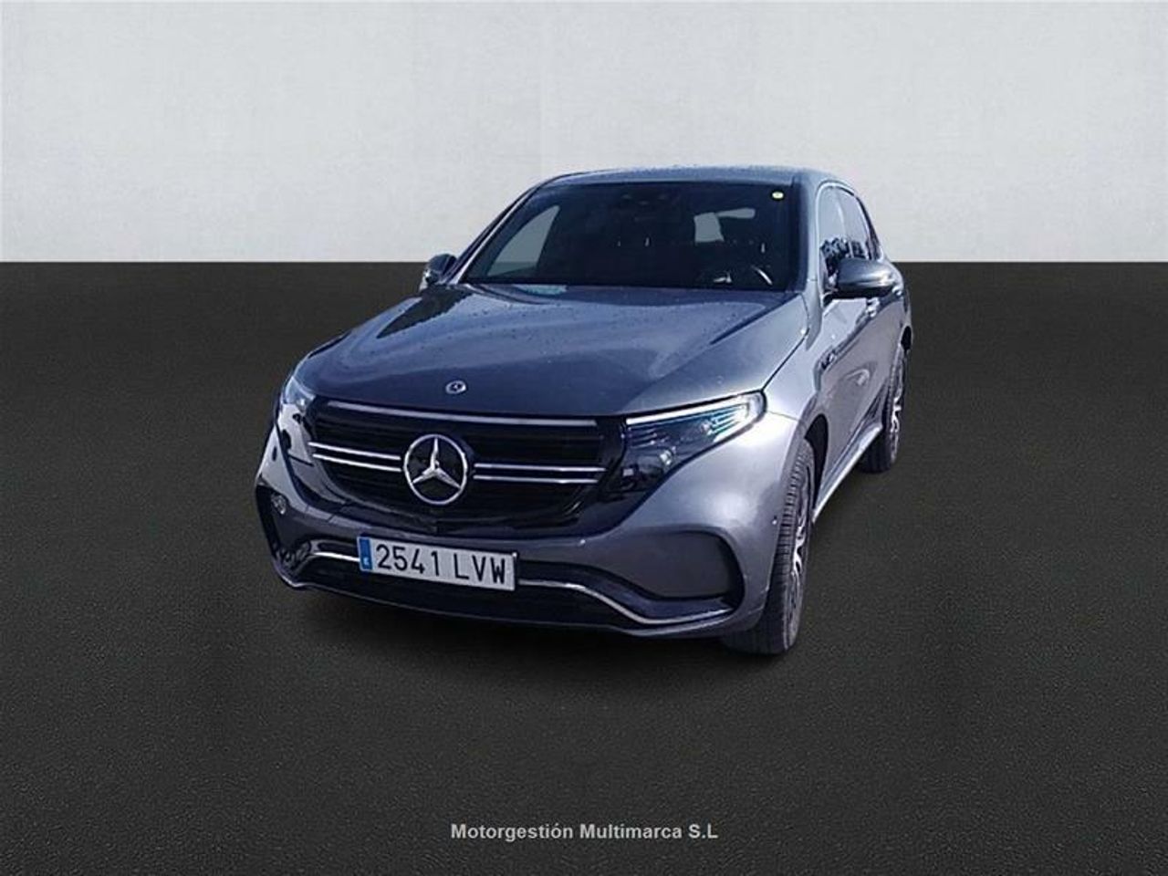 Foto Mercedes-Benz EQC 1