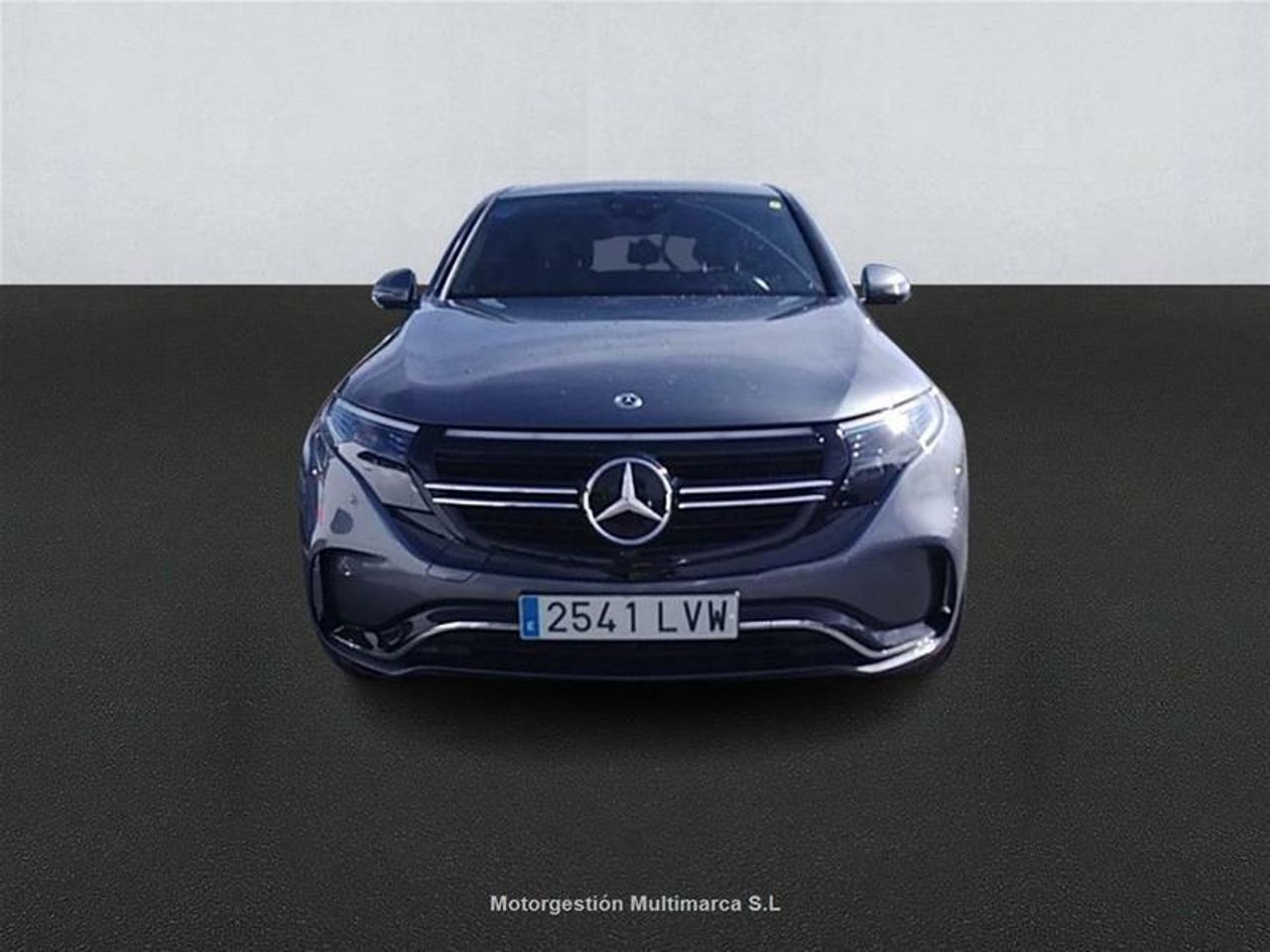 Foto Mercedes-Benz EQC 2