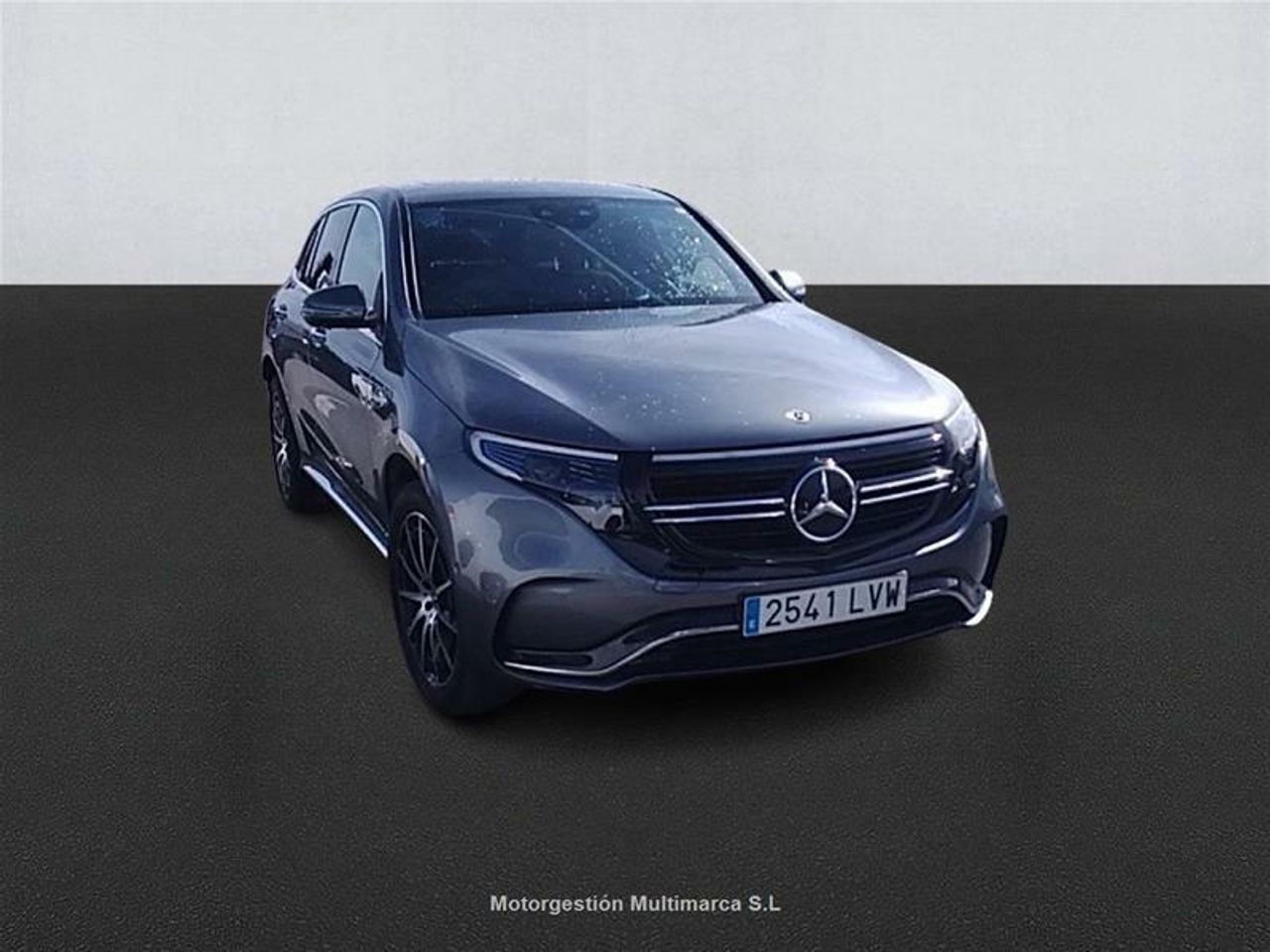 Foto Mercedes-Benz EQC 3
