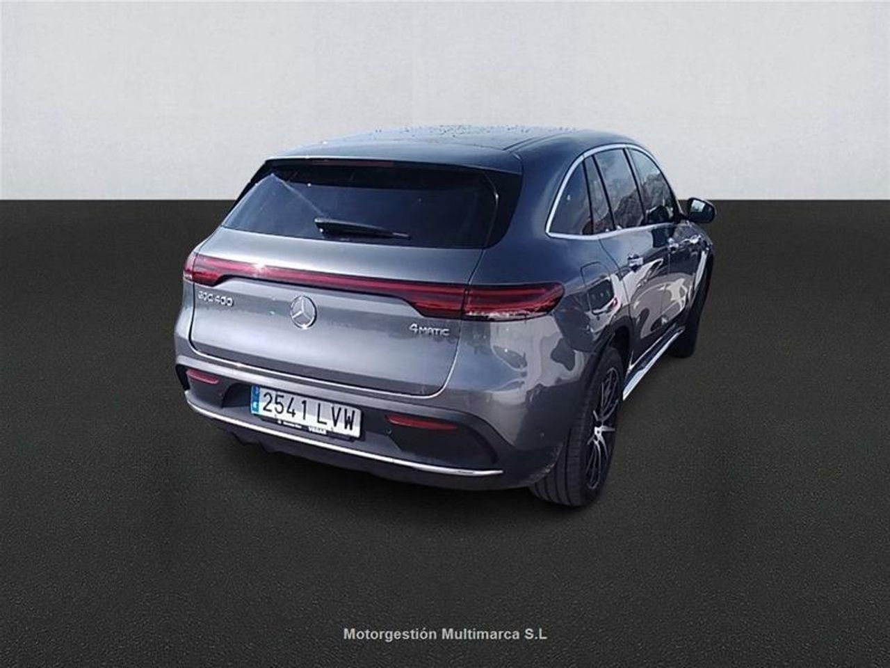 Foto Mercedes-Benz EQC 4
