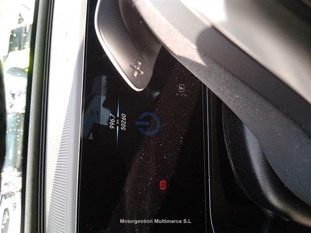 Foto Mercedes-Benz EQC 8