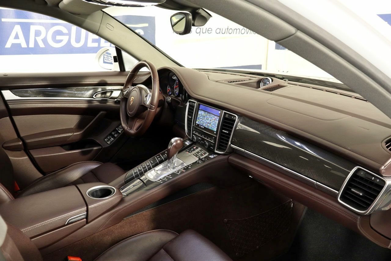 Foto Porsche Panamera 43
