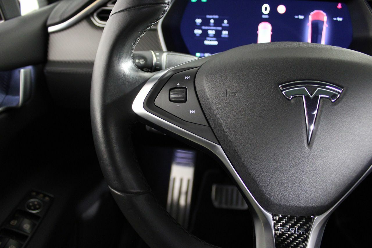 Foto Tesla Model X 29