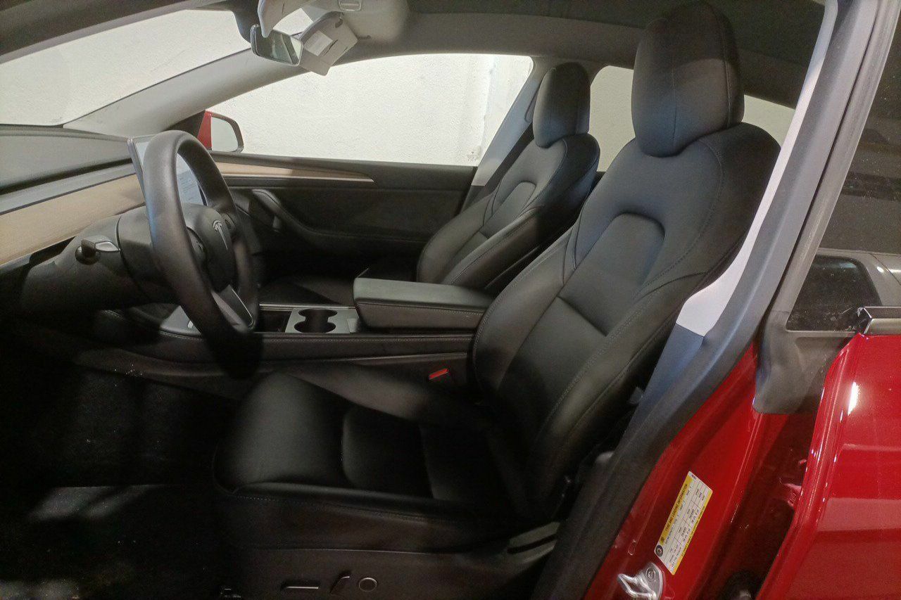 Foto Tesla Model Y 5