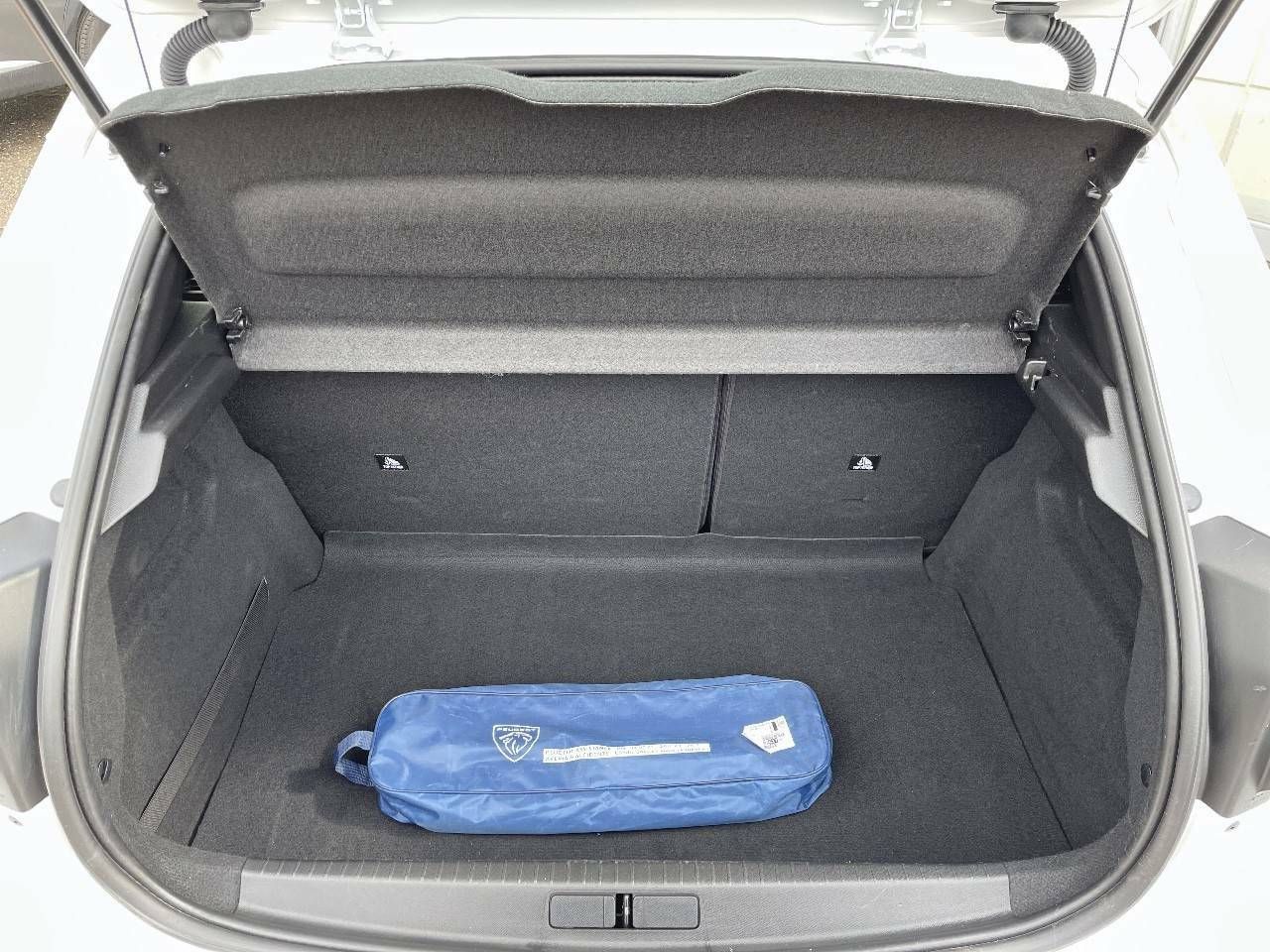 Foto Peugeot 208 14
