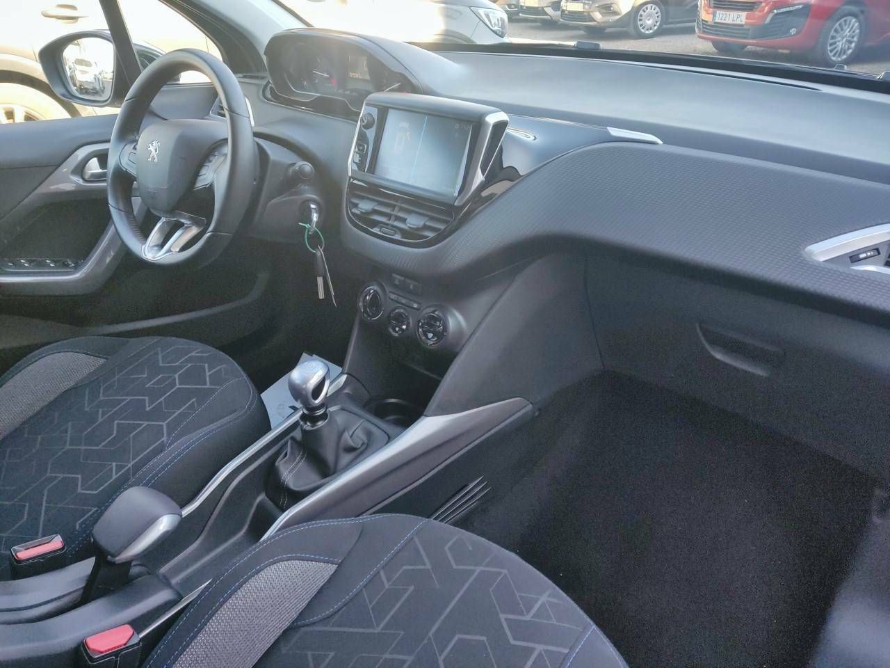 Foto Peugeot 2008 12