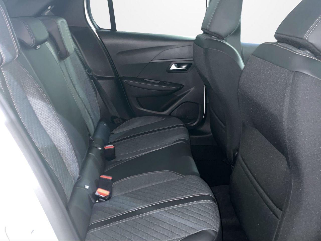 Foto Peugeot 208 13