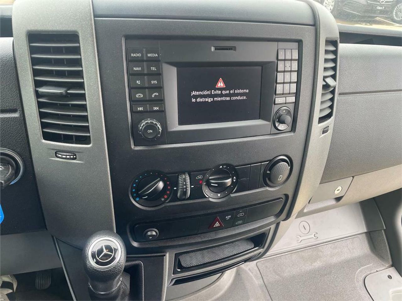 Foto Mercedes-Benz Sprinter 8