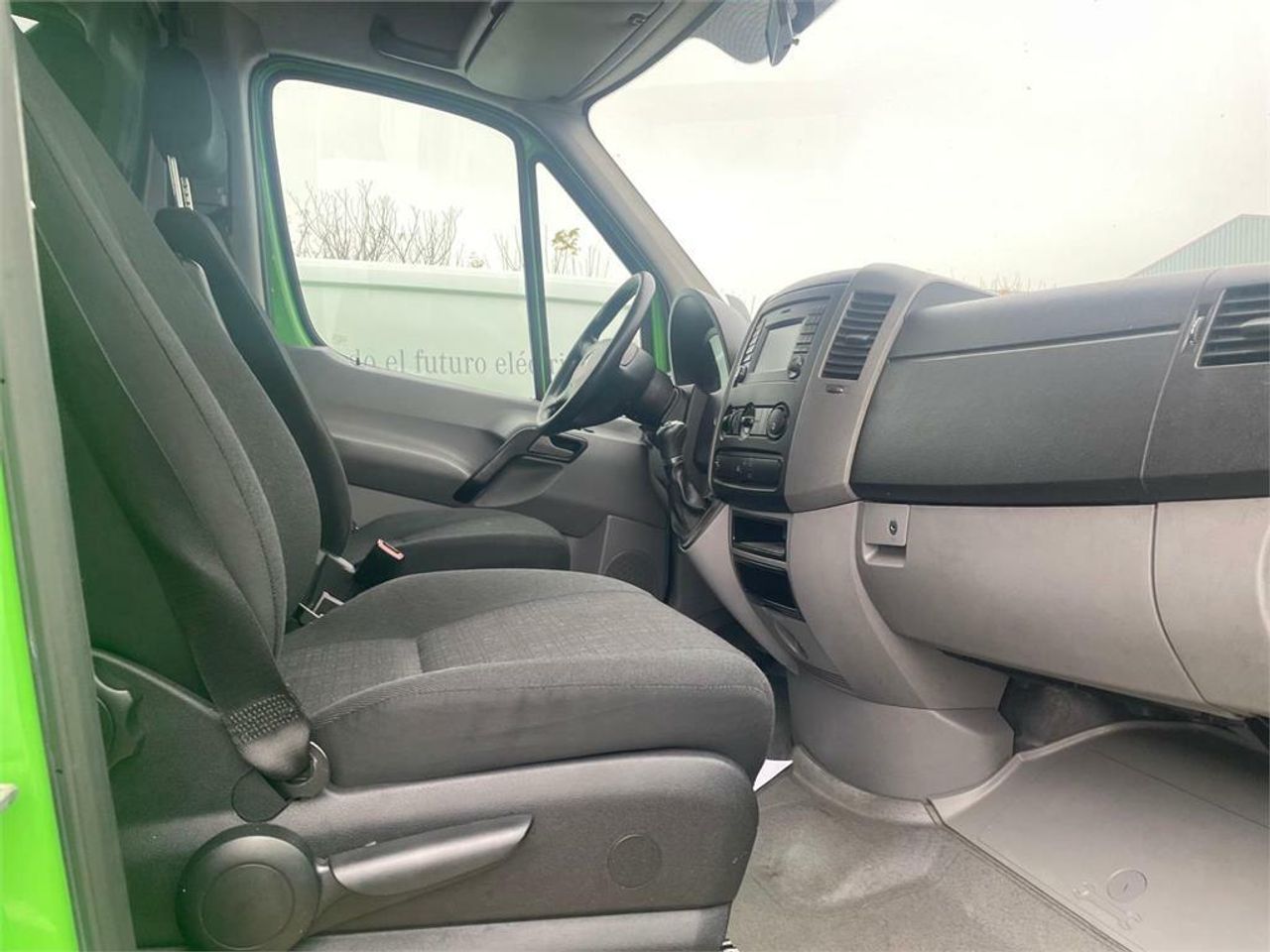 Foto Mercedes-Benz Sprinter 10