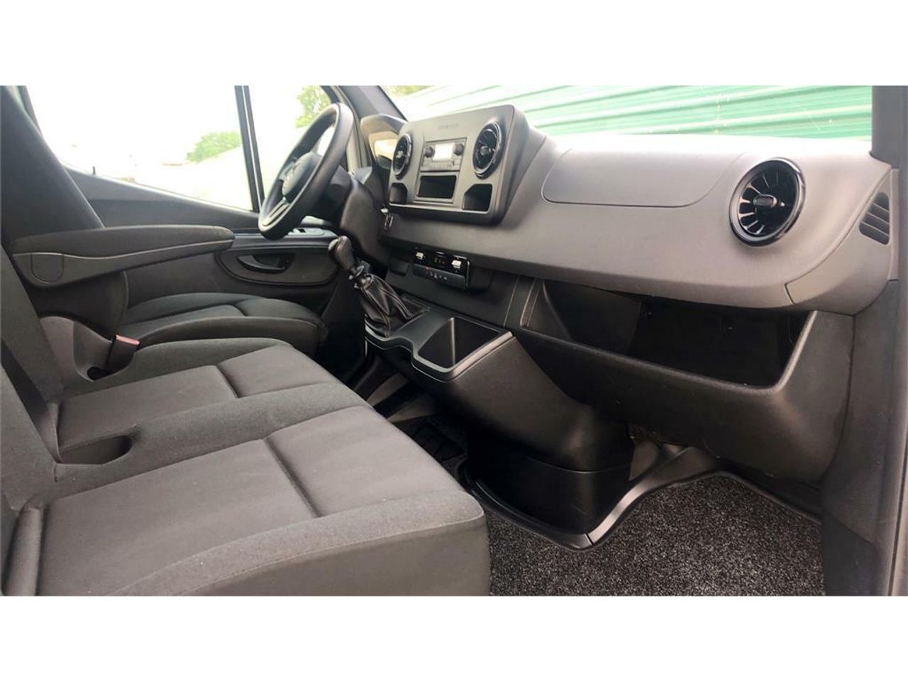 Foto Mercedes-Benz Sprinter 8