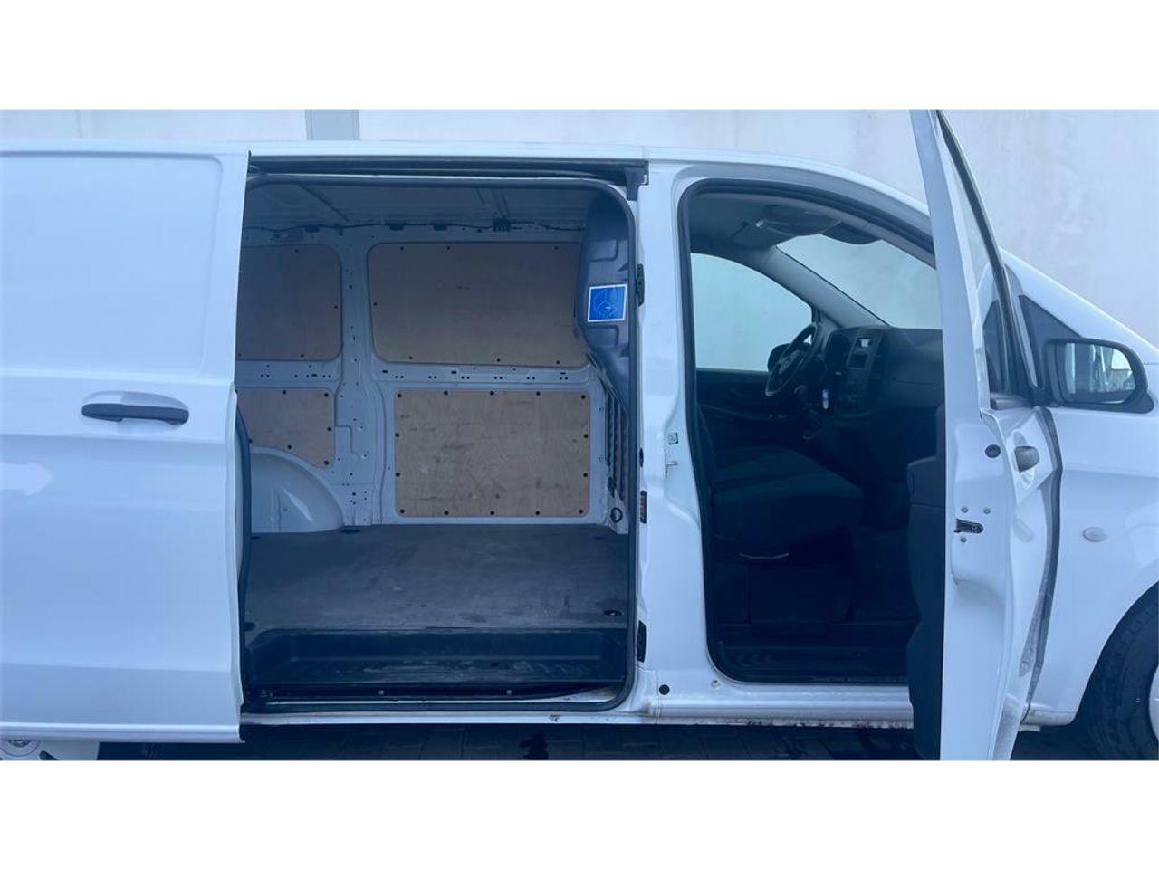 Foto Mercedes-Benz Vito 19