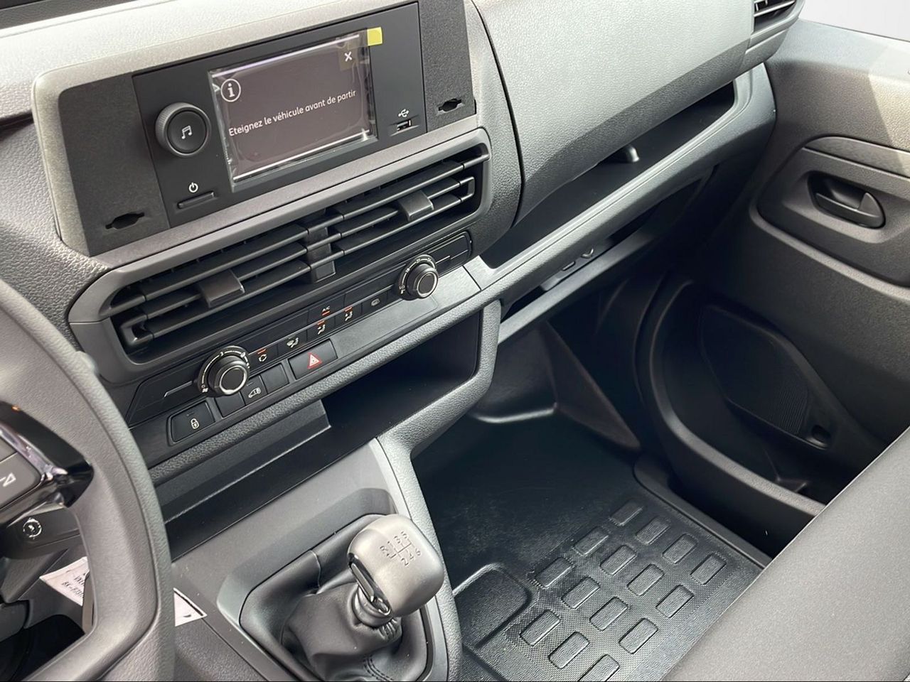 Foto Opel Vivaro 19